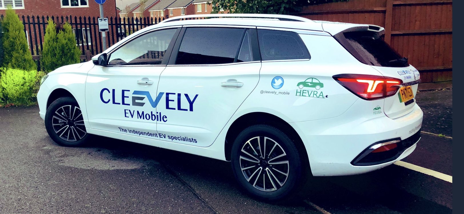 Cleevely EV mobile Cleevely Mobile X