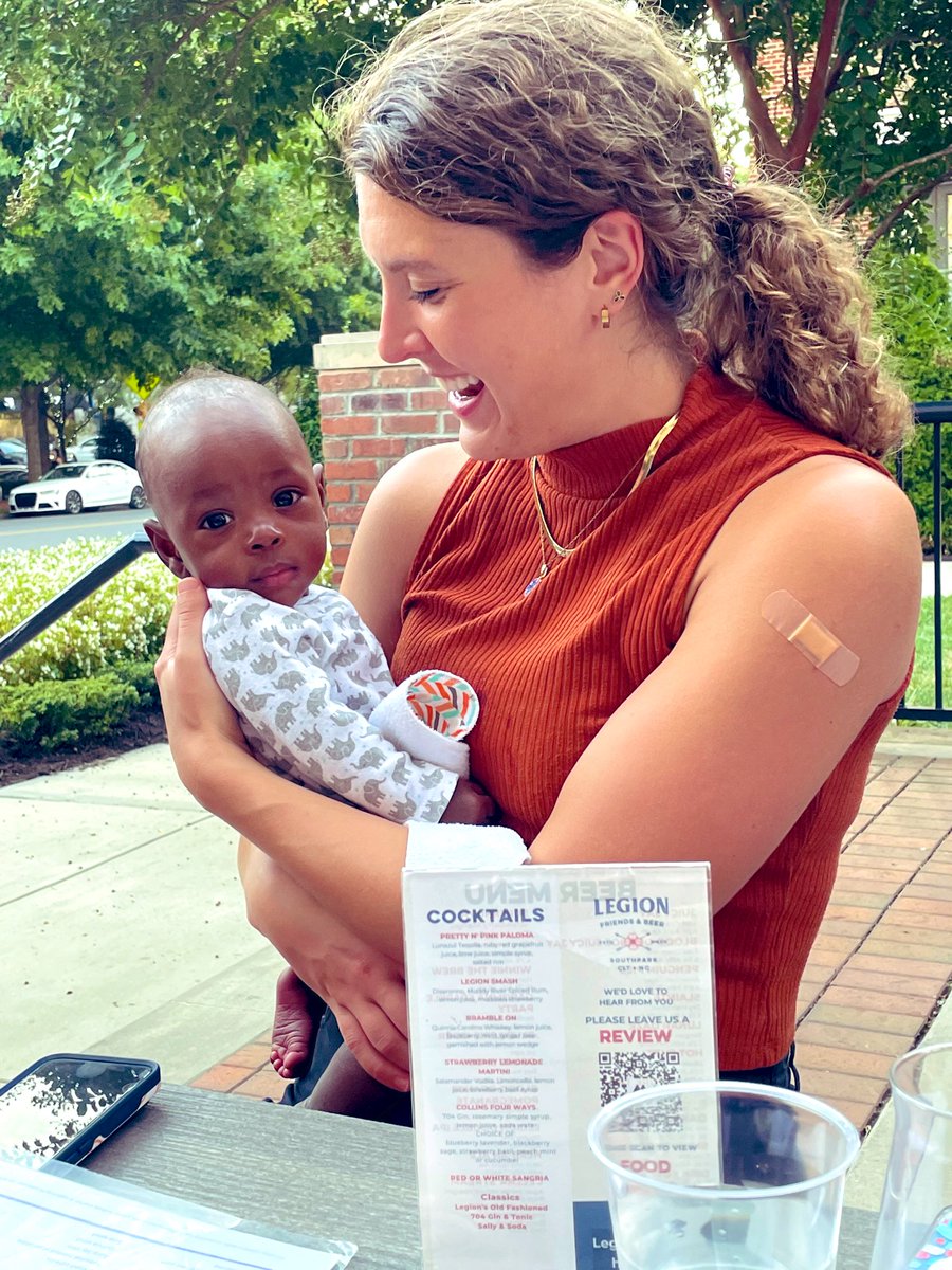 CMC_GSResidents's tweet image. Disclaimer: when you have a baby as a @CMC_GSResidents resident, the baby’s ownership becomes split 32 ways. 🤷🏽‍♀️🤷🏿‍♀️🤷🏻‍♀️we don’t make the rules, we just happily follow them. 

#marleyforpresident #marleythecashew 

@AlchemyJean