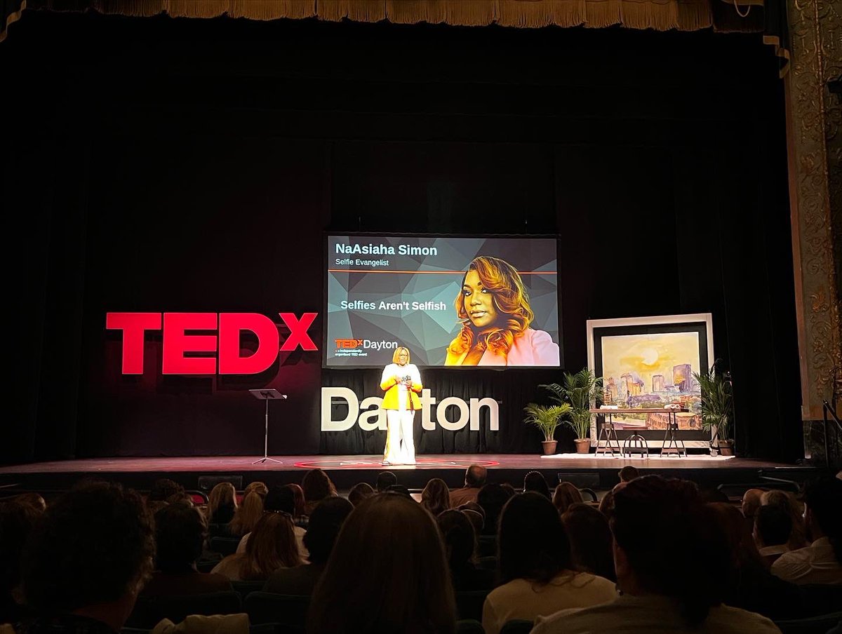 About a week ago 🫶🏽🥰📸🤳🏽 #TEDxDayton #TEDSpeaker #Selfies #MentalHealthAwareness