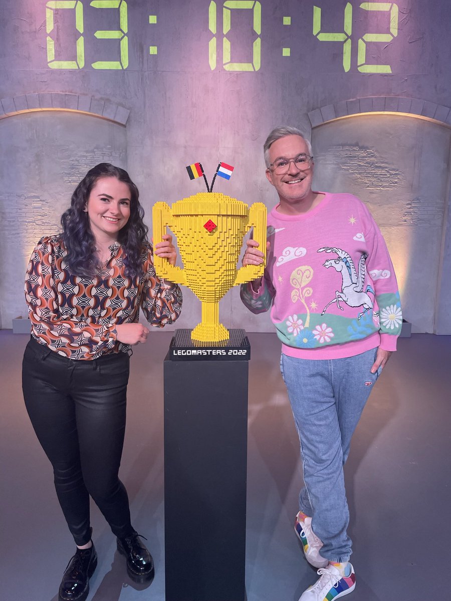 matthew__ashton's tweet photo. Iβll be joining #Brickmaster Esmee, Andy Peelman and @JamaiLoman as guest judge on the FINAL of @LEGO_MASTERS Netherlands/Belgium tomorrow! Be there or be a square β¦ plastic brick with bumps on top!
#lego #legomasters @LEGO_MASTERS @LEGOMastersFOX https://t.co/y0iIT8HdSK