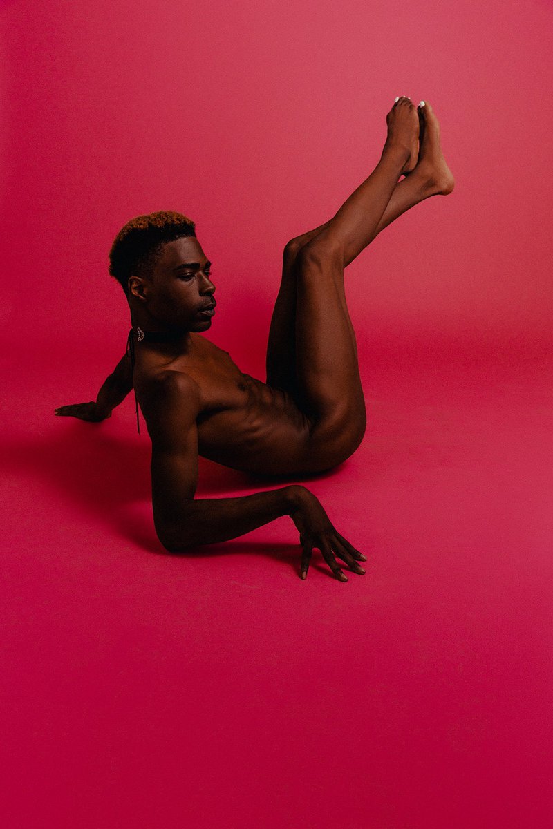 she’s making you see different angles like da henny 

pic by <a href="/chantar/">Travis Chantar</a>