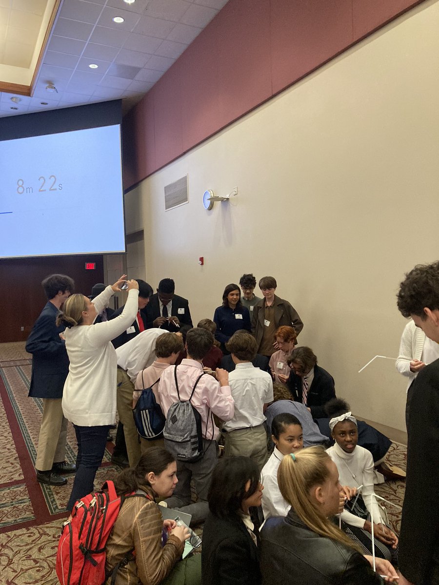 a boring world XI tweet media