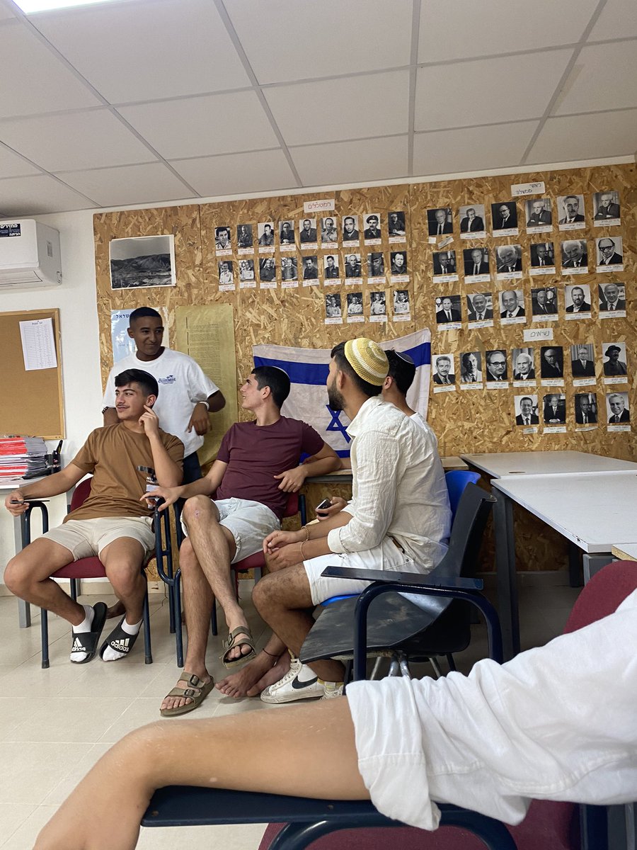 EinyahavV's tweet photo. דיווח: חבו נחושה ממשיכים להתרבות https://t.co/cil5P5t3zJ