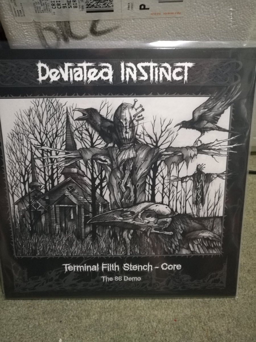 brianfinks69's tweet photo. Next on the play list.... DEVIATED INSTINCT - TERMINAL FILTH STENCH - CORE.... #PUNK #CRUST #DEVIATEDINSTINCT #1986DEMO https://t.co/HjxV0QXs8r