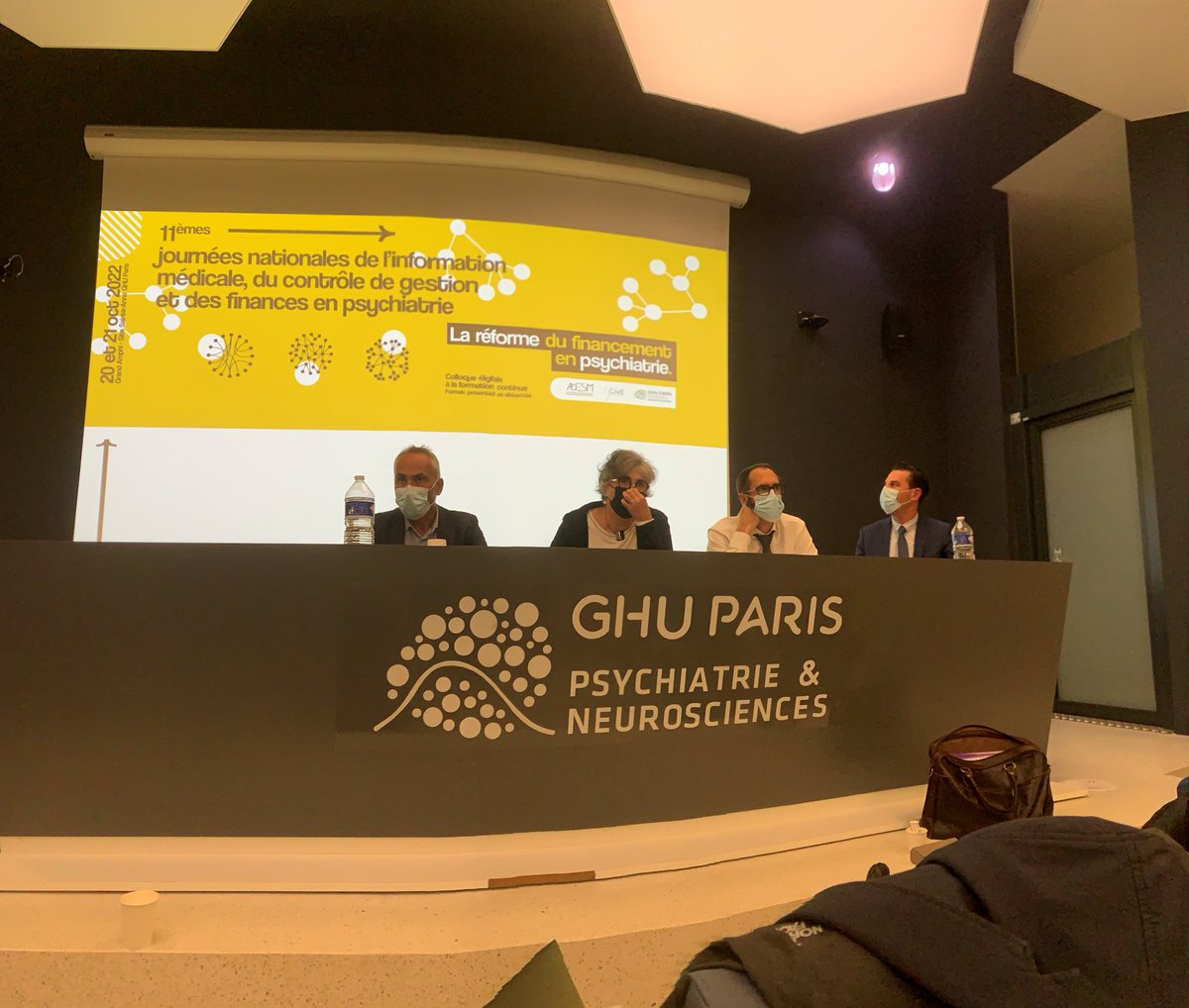 💬Table ronde sur la mise en œuvre de la réforme du #financement en #psychiatrie, avant la clôture des journées Avec le Dr Philippe Paradis @GHTPsy_NPdC, Dr Valérie Le Masson @GhuParis, Piero Chierici @ChVinatier et Gaël Leloup CH Drôme Vivarais