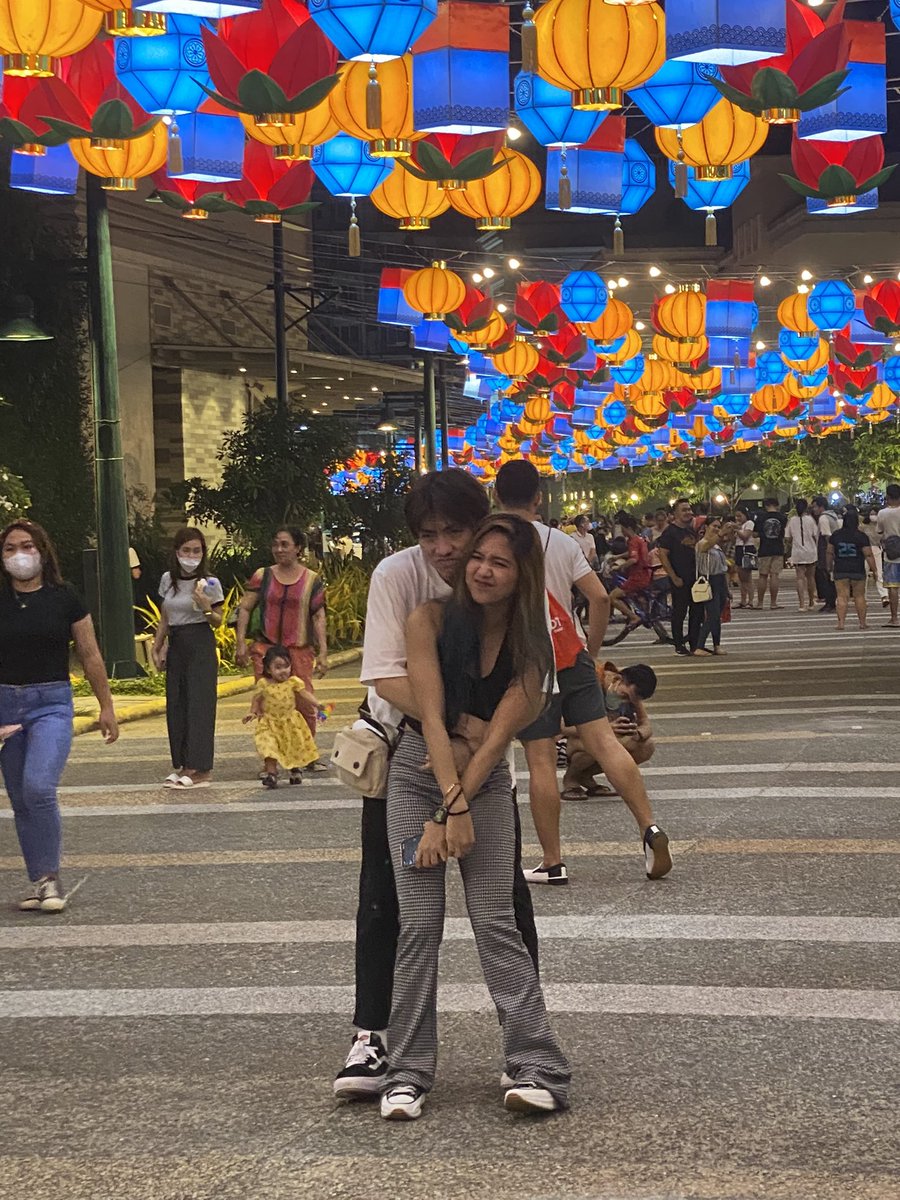 borro_joessie's tweet photo. Welcome to the city of Love. 🧡🧡🧡 KARLIA IT’S OFFICIAL #KarliaEndGame https://t.co/MBydFMIoqK