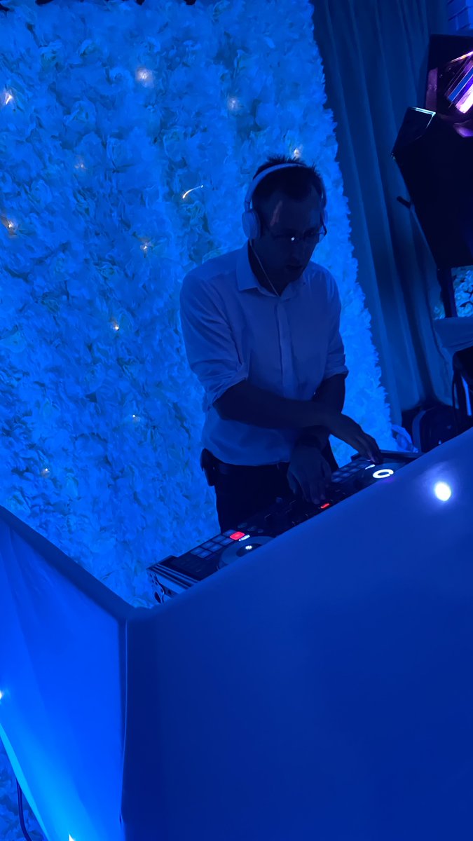 greenclawsent's tweet photo. I can never leave the decks alone! Doing a photobooth at a party and after chatting with the DJ I had a quick go! https://t.co/iPZYTfEhZx