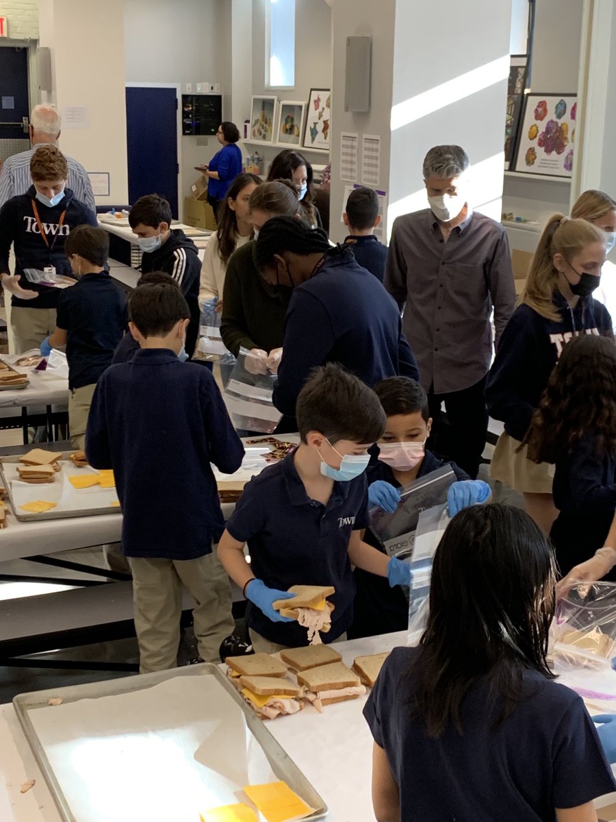 LSTownSchool's tweet photo. 8th &amp; 3rd graders ⁦@TheTownSchool⁩ share a Buddy #community #service activity building sandwiches for the hungry! #purpose #joy #learning https://t.co/SZDYzpltc0