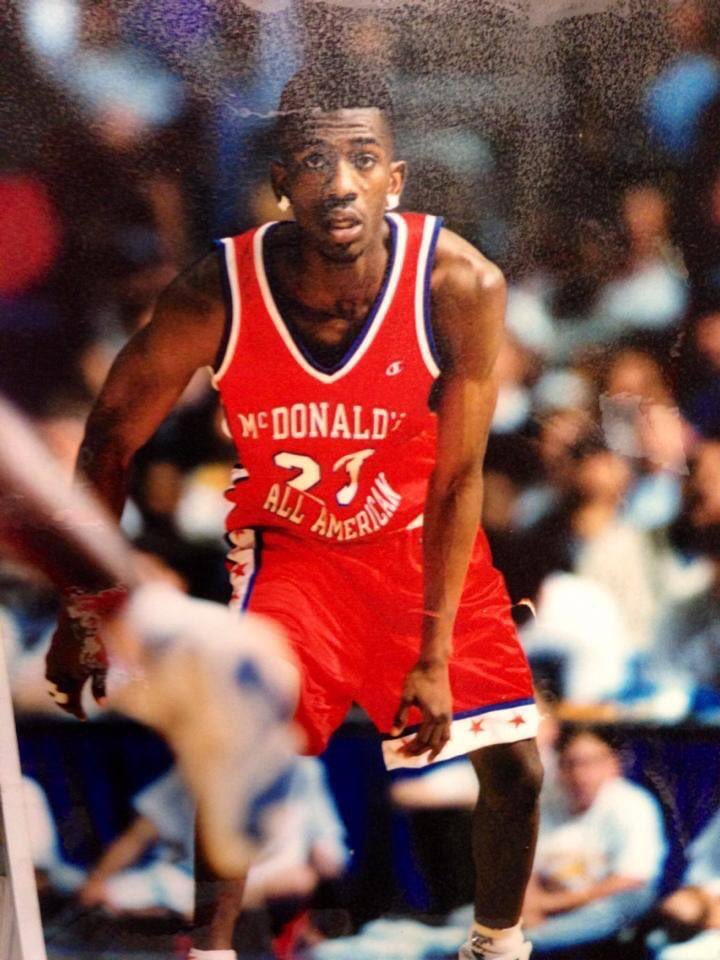 (L-R) WAYNE TURNER(as he appeared 1994 Slam Mag), WILL BLALOCK(@ East Boston HS), TONY LEE(@ Charlestown HS•3 State🏆’s). PROUD-AF-to say I lived in 〽️HP when these 3 ⭐️ PG’s came up. Ofc I didn’t even INCLUDE our OTHER 1994 🍟McD’s All-Amer\NBA PLAYER👉🏽6’11” RANDALL JACKSON😳‼️