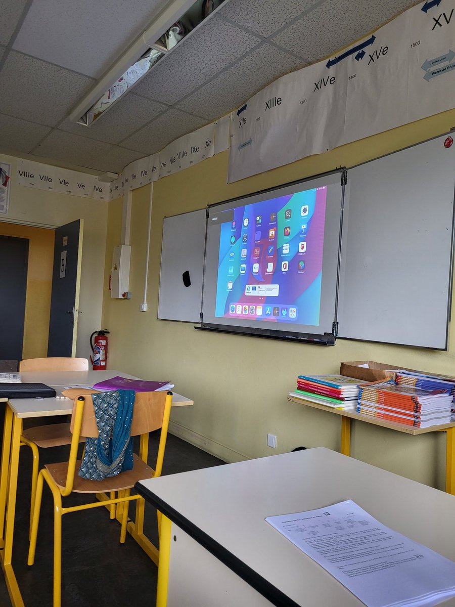 delestienne76's tweet photo. Dernière formation #Tablettes76 de la période au collège de Forges les Eaux .La majorité du BEF DIEPPE-EU-NEUFCHATEL est maintenant formée !
@DraneNormandie @dsden76 @ac_normandie https://t.co/QDFiMmUDBT