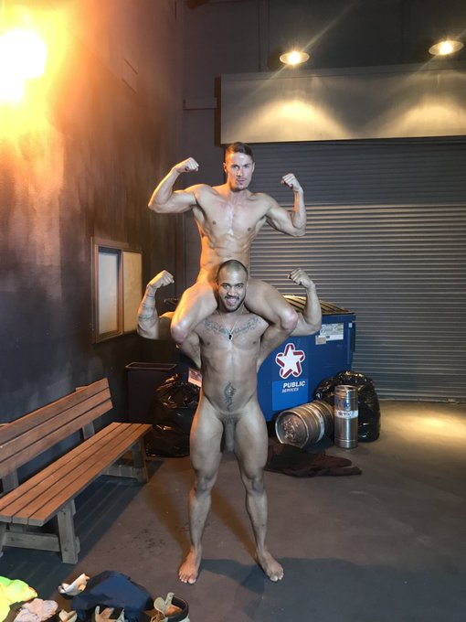 Muscle tower activate 
@JasonVarioXXX https://t.co/jTEAiVPro0