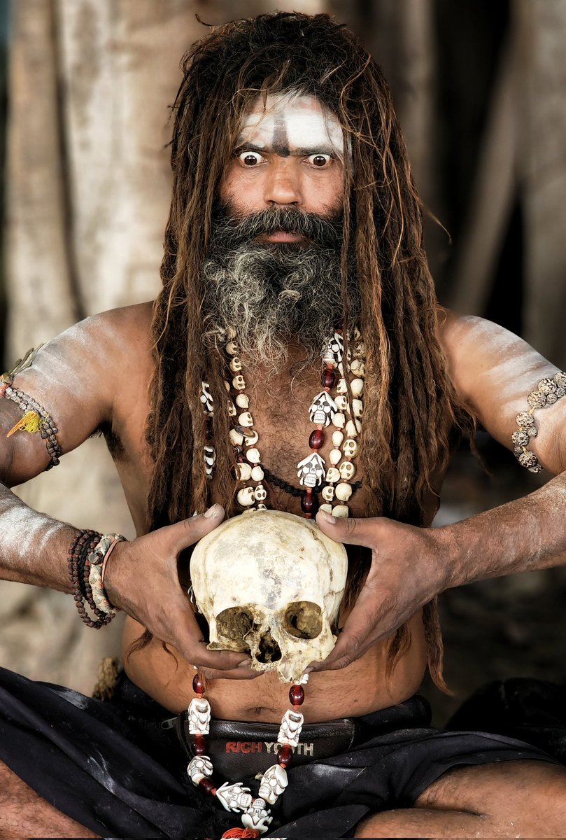df1d244a605547a's tweet photo. Aghori pooja !!!
https://t.co/VWKn92OrlN
#manojphotographyfixerandguide #streetphotographyvaranasi #streetkids #indiamanojfixerandguide #besphotographyfixerandguide #varanasighats #varanasilife #happysadhuvaranasi #happylifevaranasiblog#india https://t.co/Vy3u2geGLw