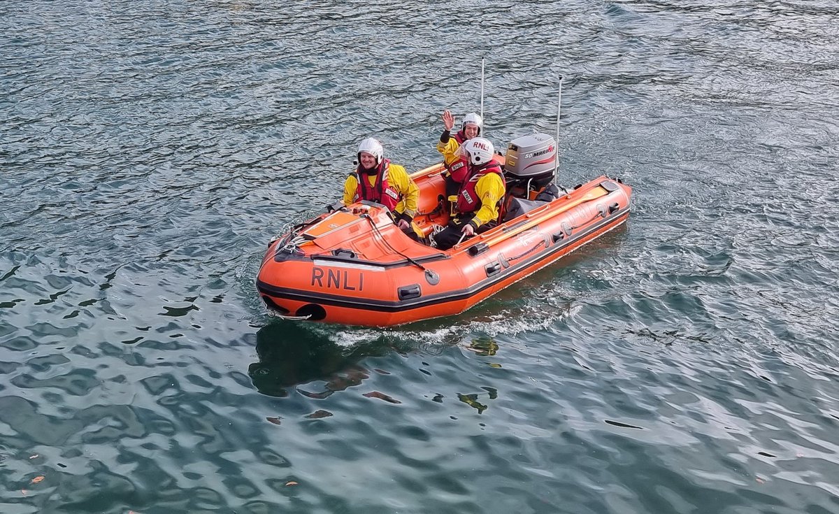 Fowey_RNLI's tweet photo. Congratulations to James Dowrick who has passed out as a fully qualified helm, trained to take command of Fowey's D class inshore lifeboat. Read James's story at https://t.co/V3ksxDHbgw
#Fowey @RNLI  #lifeboats 
Photo of James helming courtesy Chris Mason https://t.co/yTAkbgt9El
