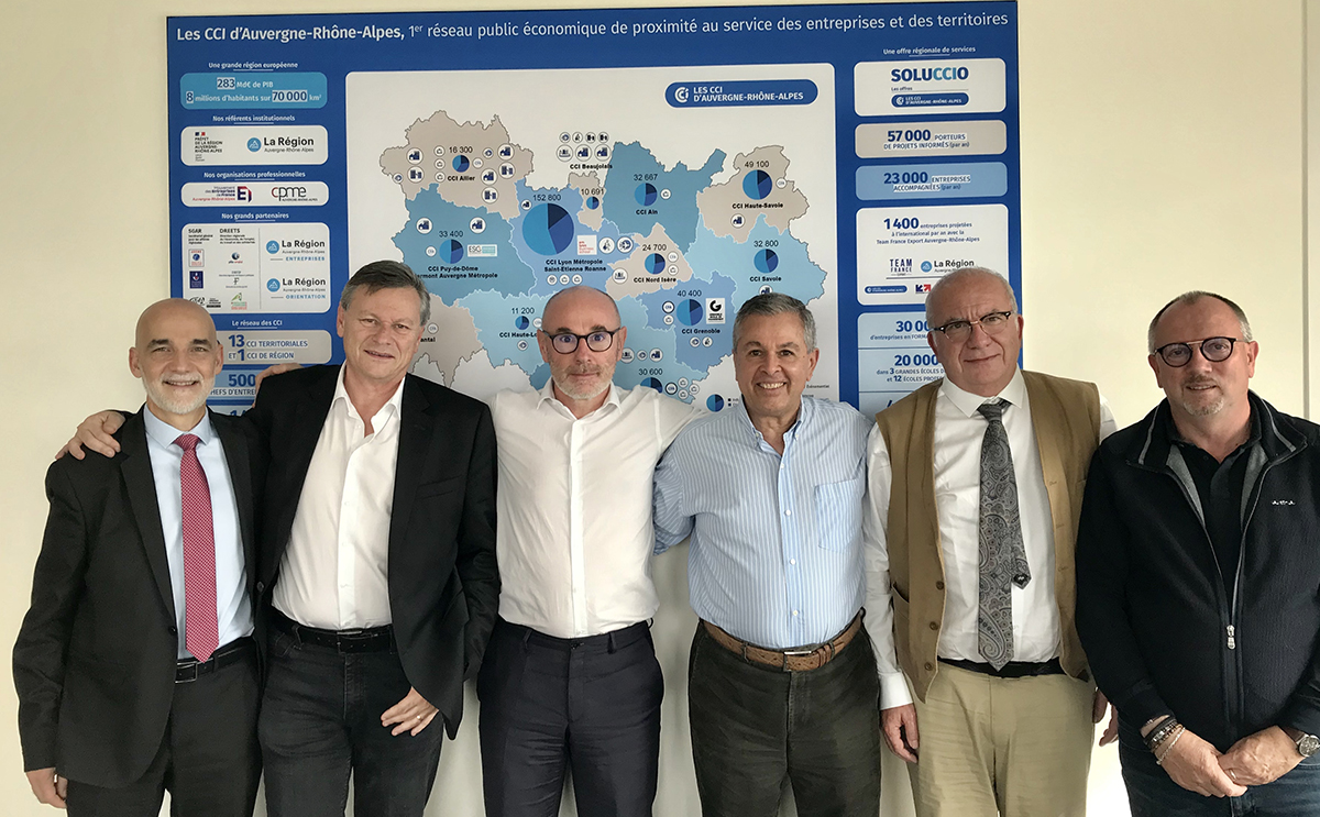 [Ce jour] 3 binômes Président &amp; Directeur général de CCI de région ont partagé leur vision stratégique au service des #territoires et #entreprises #réseauCCI. <a href="/PRenaudi/">Philippe Renaudi</a>  &amp; P. Blanquefort <a href="/cci_paca/">CCI Provence-Alpes-Côte d'Azur</a>, P. Guerand &amp; <a href="/sergeboscher/">SergeBoscher</a> <a href="/CCI_ARA/">CCI Auvergne-Rhône-Alpes</a>, Thierry Buatois &amp; Jacques Charlot @cci_bfc