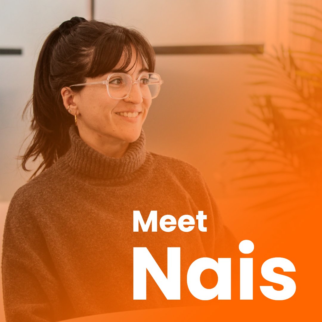 👋 Meet Nais.

✍️ Nais is a Front End Developer and has been with us for 5 years. She loves that she gets to design something new every day.

🤳 Follow us to meet more members of the it'seeze team.

👉 Click here to submit your CV: bit.ly/3PSNcZ2