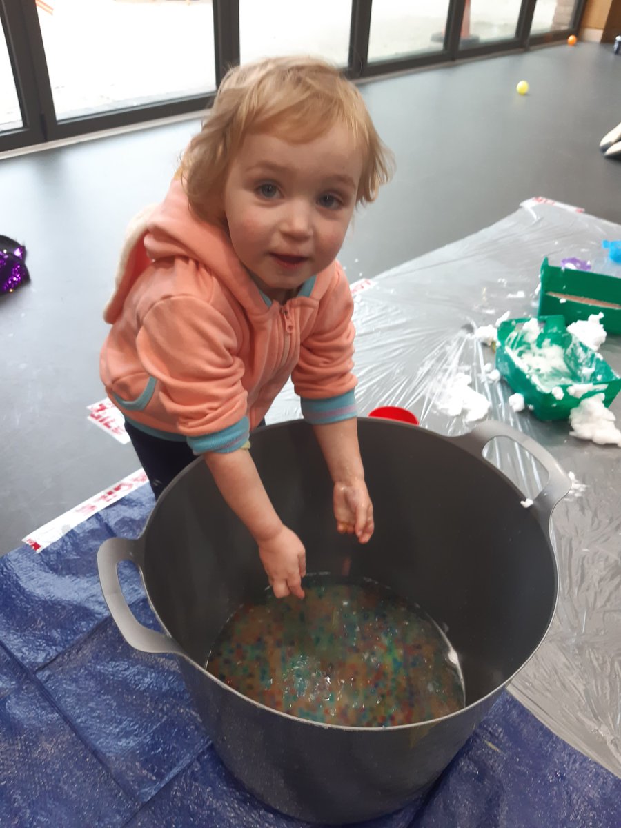 We had the best time at our autumn messy play yesterday playing with pumpkins, leaves and sticks and playdough🍂 Don't worry if you missed out! Messy play will be back again next month. Keep checking our social media to book onto the next session as well as our other activities.