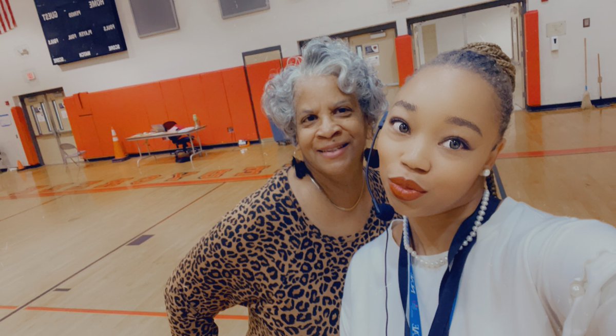 MsWestEDU's tweet photo. Picture Day Slay #RCMMS https://t.co/C338YvEdpD