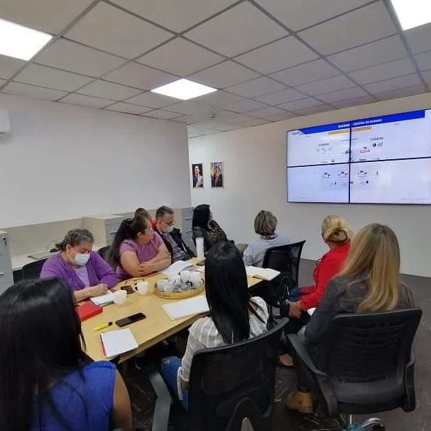 especialmppe's tweet photo. #19oct Conociendo el sistema y planteó la particularidad de la carga de la matrícula de los servicios de Educación Especial

 @nicolasmaduro 
@_laavanzadora 
@viceinicialyprimaria 
@gtorodelara31 
@NorisSotoF
@mppeducacion 

#JuntosPorLaEducacionDelFuturo
#SerDiferenteEsAlgoComun https://t.co/cAKEDHaMfO