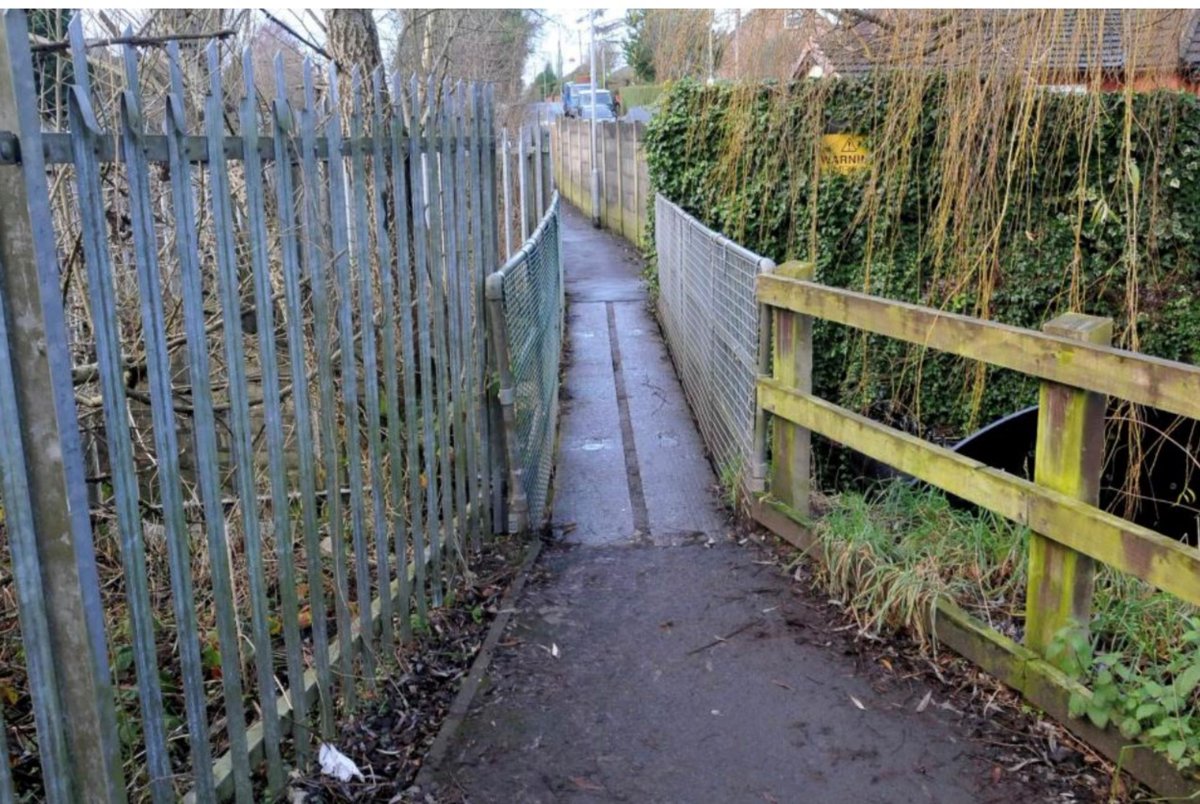 Belmont Crescent Bridge Replacement Scheme for Warrington Borough Council. 
AEY Ltd. recently returned to site in Warrington to install these 6mtr long lightweight DuraPosts and anti-climb gravel boards. Read more..aeyates.co.uk/belmont-cresce…