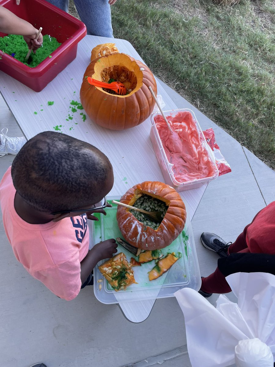 WES_Roadrunners (@roadrunnerswes) on Twitter photo Our ILC and ECSE team brought the pumpkin patch to Williams!! It’s a beautiful day for some outdoor fun! <a href="/JessicaMarek8/">Jessica Marek</a> <a href="/GeorgetownISD/">Georgetown ISD</a> <a href="/fredbrent06/">Fred Brent</a> <a href="/GInstruction/">GISD Curriculum</a> Our ILC and ECSE team brought the pumpkin patch to Williams!! It’s a beautiful day for some outdoor fun! <a href="/JessicaMarek8/">Jessica Marek</a> <a href="/GeorgetownISD/">Georgetown ISD</a> <a href="/fredbrent06/">Fred Brent</a> <a href="/GInstruction/">GISD Curriculum</a>