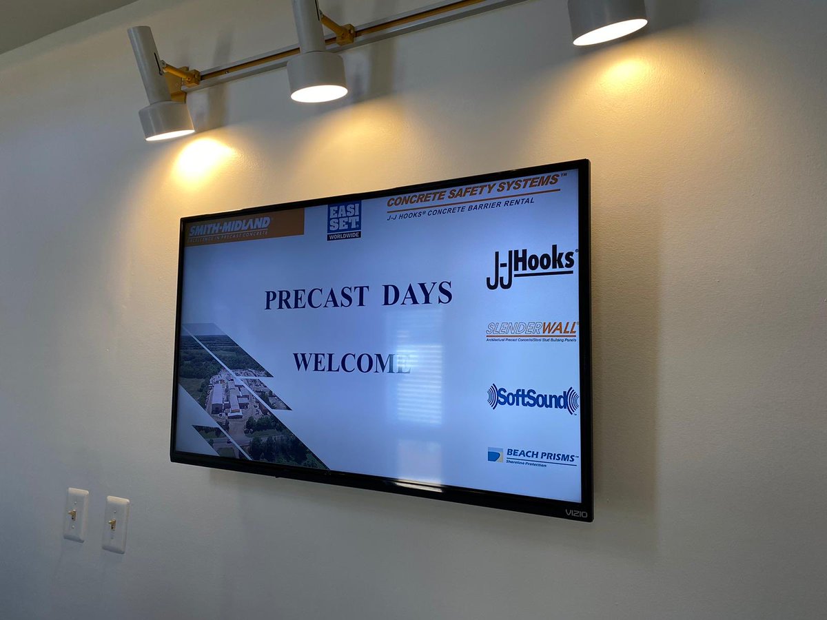 Ashley Smith tweet media