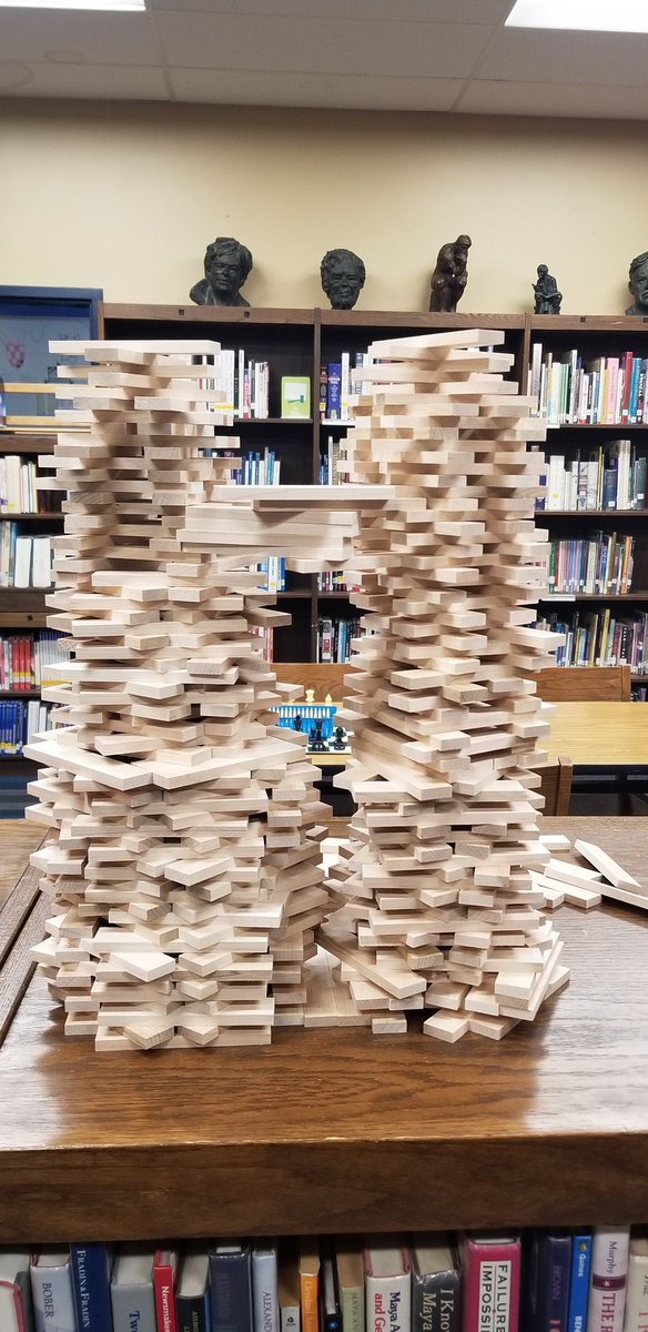 BCSMSHS's tweet photo. Library Makerspace Fun! 
Students being creative! https://t.co/6M82ZsT9vV