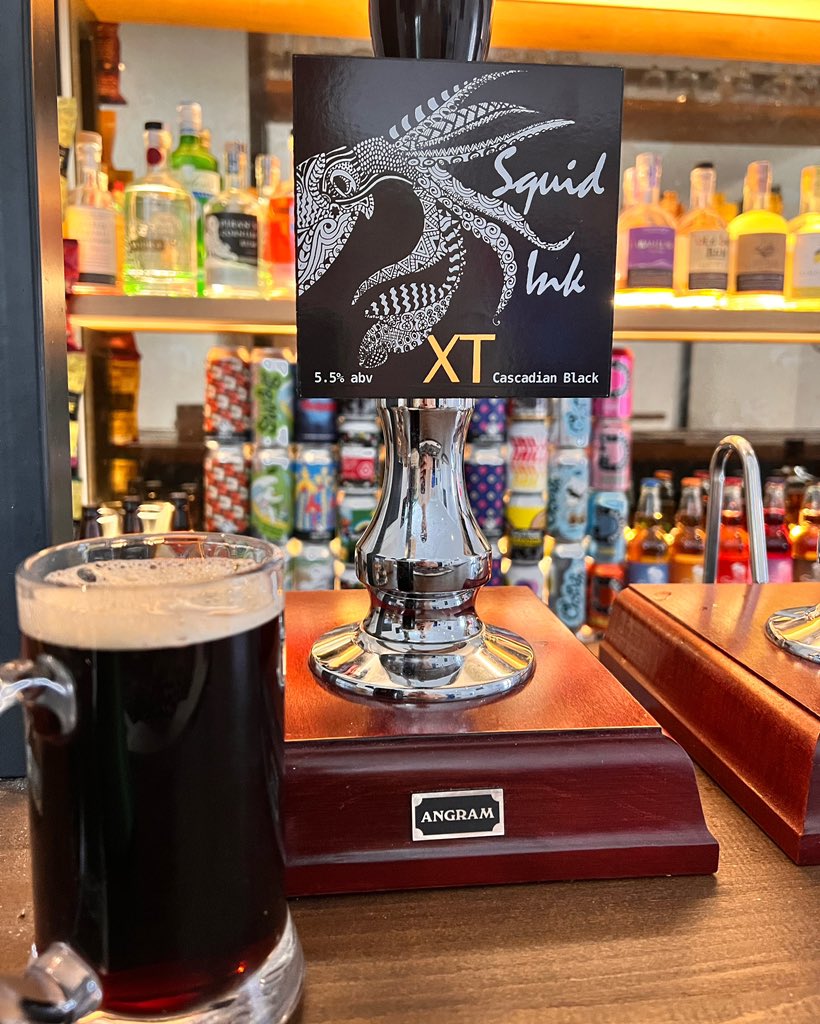 themagnetpub's tweet photo. New in at The Magnet 🧲 

@xtbrew 
•Squid Ink (Cascadian Black) 5.5%

#xtbrewery 
#darkbeer 
#magnetcolchester https://t.co/jddAYnANbK