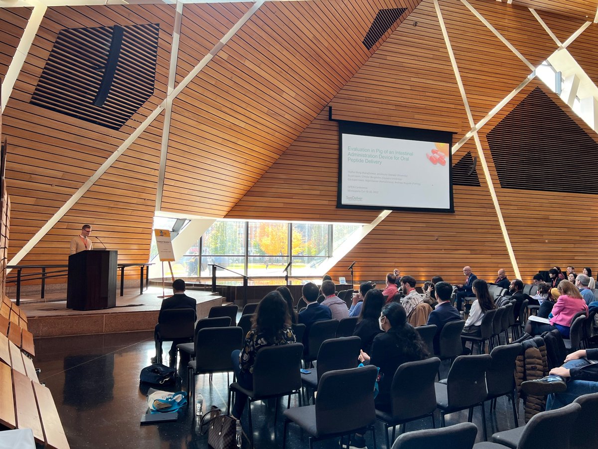 The Swedish Drug Delivery Center (SweDeliver) (@swedeliver) on Twitter photo Freshly minted Dr. Staffan Berg presents part of his PhD work from <a href="/SweDeliver/">The Swedish Drug Delivery Center (SweDeliver)</a> and <a href="/BergstromLab/">Bergström Lab</a> at the #GPEN2022 in Minneapolis at the astounding McNamara alumni conference center. <a href="/Staffan__Berg/">Staffan Berg</a> <a href="/FFakulteten/">Farmaceutiska fakulteten</a> Freshly minted Dr. Staffan Berg presents part of his PhD work from <a href="/SweDeliver/">The Swedish Drug Delivery Center (SweDeliver)</a> and <a href="/BergstromLab/">Bergström Lab</a> at the #GPEN2022 in Minneapolis at the astounding McNamara alumni conference center. <a href="/Staffan__Berg/">Staffan Berg</a> <a href="/FFakulteten/">Farmaceutiska fakulteten</a>