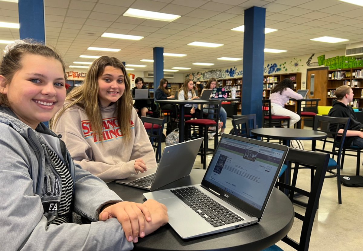 MountaineersMC's tweet image. Working with the 9th &amp;amp; 10th grade English teachers the last couple of weeks has been inspiring. They care so much about their students and helping me promote the media center and #highschoolreaders. Amazing! #bestenglishteachers #CLIMB