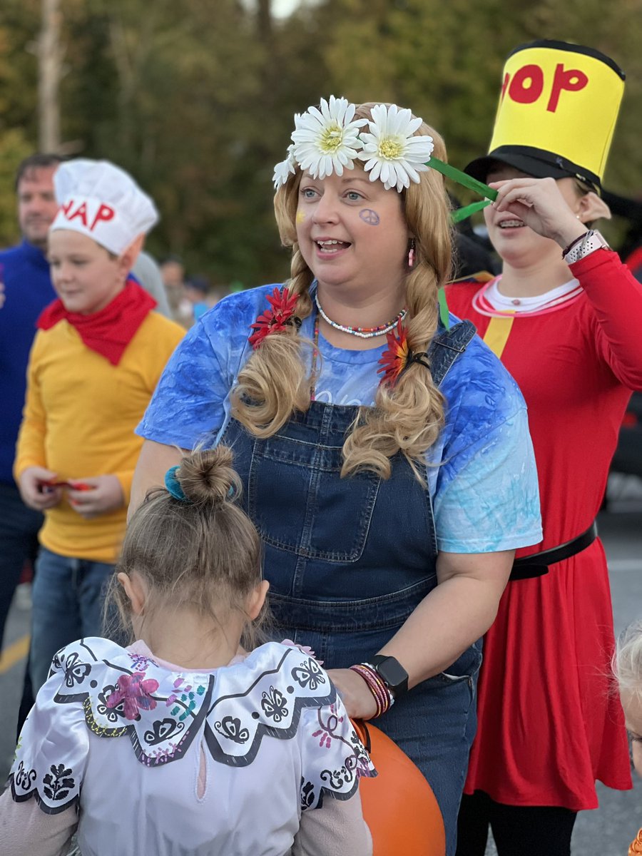 Wonderful night of fun at WHES PTO Trunk or Treat!