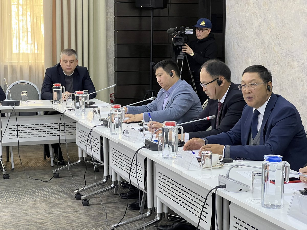 un_kyrgyzstan's tweet photo. Today, Ministers of Emergency Situations ๐ฐ๐ฌ and UNRC @AntjeGrawe, Co-chairs of Disaster Response Coordination Unit Council, announced Response Plan, aimed at addressing the most pressing needs of the affected population in #Batken. #DRCU
1/2
https://t.co/RV7lfENgEs https://t.co/DSbvTuJpLN