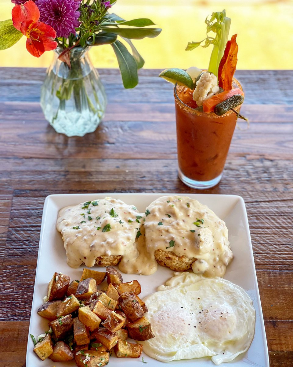 A GPP must try! From scratch gravy made with Grove Market pork sausage, served over our Bacon Cheddar Biscuits. 

#local #dinelocal #biscuitsandgravy #bakersbacon #downwithgpp #breakfast #brunch #lunch #pacificgrove #seemonterey #visitcalifornia #pggolflinks #bringme #eater