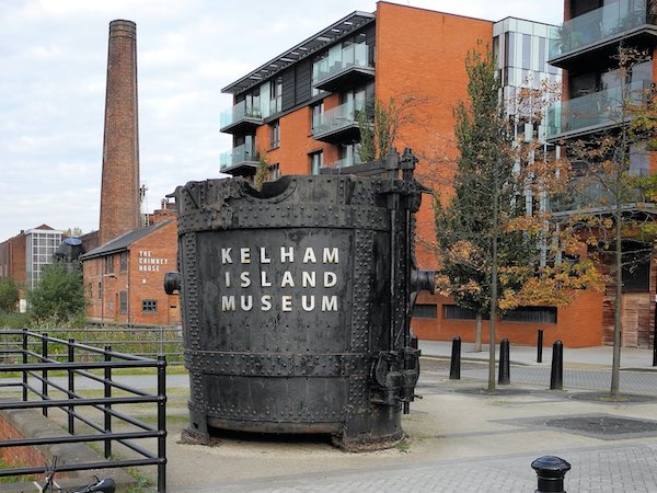 funstacking's tweet photo. Sheffield is an iconic northern city and truly has something for everyone! This brilliant city in Yorkshire is full to the brim with lovely people, unique culture, and of course, lots and lots to do!

https://t.co/x14xC5yoeW

#Sheffield #SheffieldWednesday https://t.co/ouC1t9JKZl
