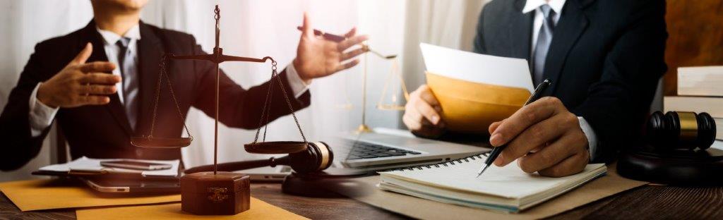 Trowers's tweet photo. In November and across all of our UK office locations, we will be running mock #Employment Tribunals, which will give you an understanding of how the hearings work, and steps you can take beforehand.

Places are limited so register your interest now: https://t.co/ohrVogEisf https://t.co/h9kROewggD