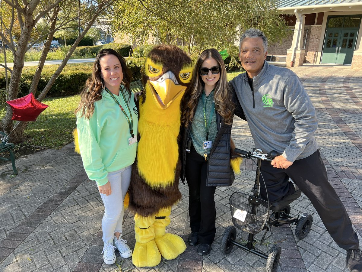 Chelsea Bax tweet media