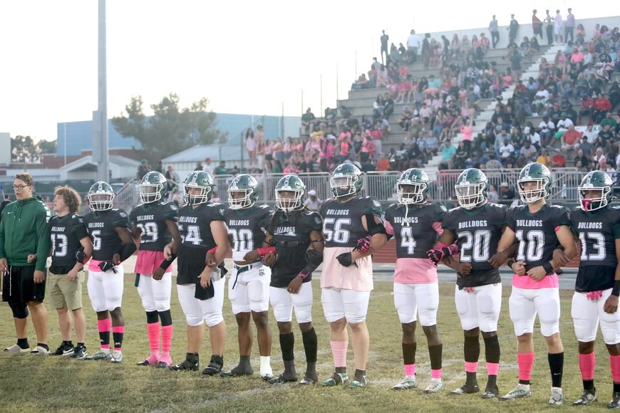 FPCTDclub's tweet photo. Come out and support your DAWGS tonight at 7:30 at Celebration Highschool 1809 Celebration Blvd, Celebration, FL 34747 #wegotyourbacks Flagler Palm Coast Football #BulldogPride https://t.co/YQFJ9MIMuq