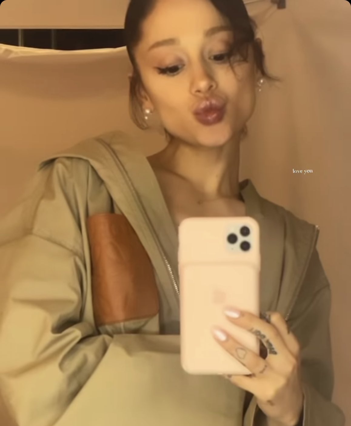 Ariana Grande 2022 Phone Number