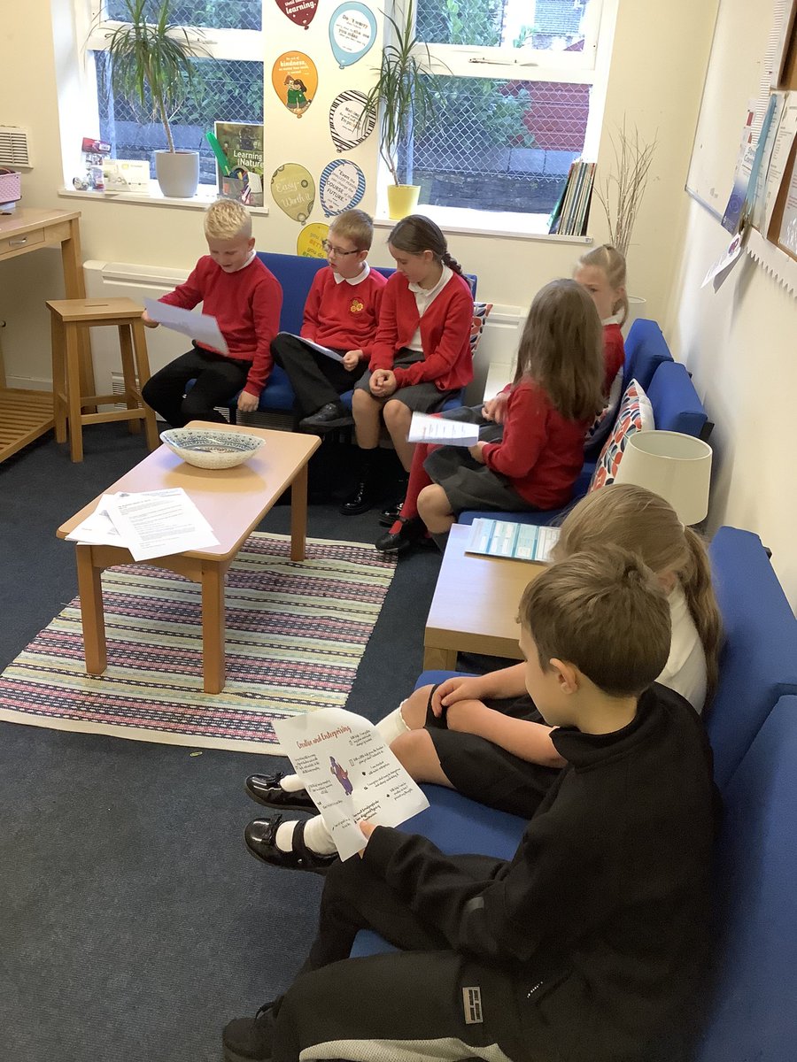 Miss Tomkinson tweet media