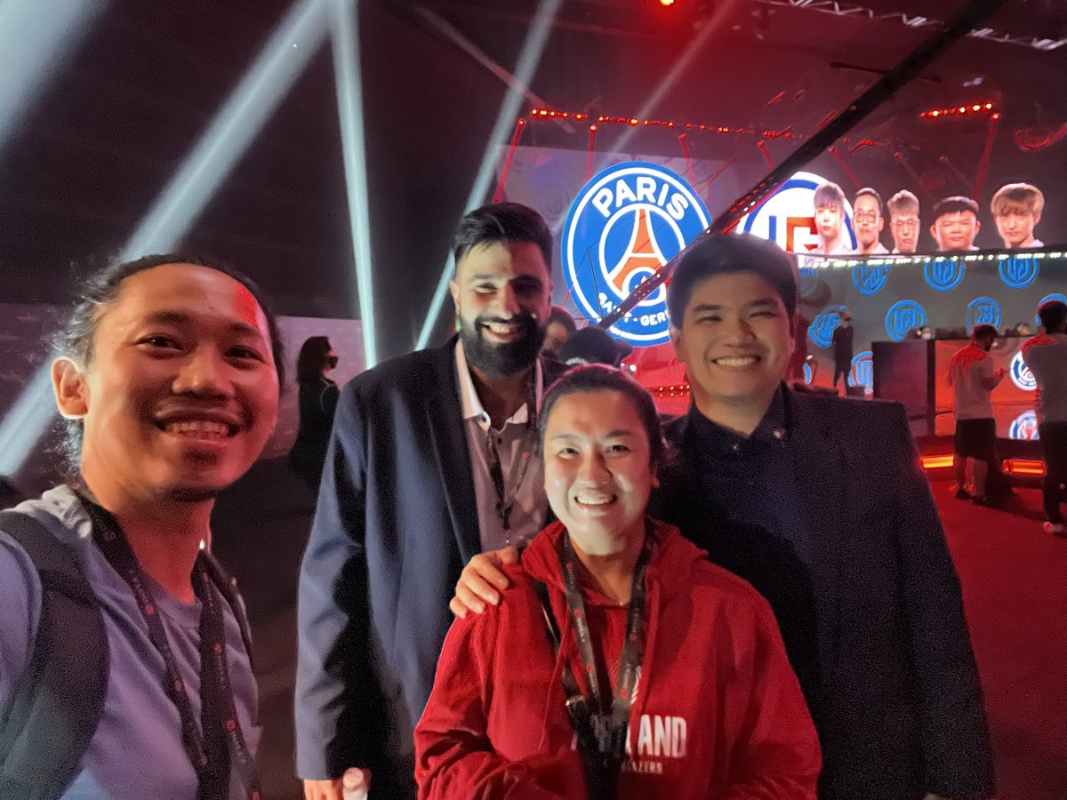 JanGalban's tweet photo. @johnxfire @boomesportsid @LGDgaming @MLPDotA Thanks John and mike for that great cast. Still ggwp to boom esports. #boomtarattarat https://t.co/kQYMBxJ821