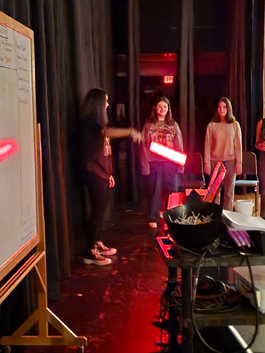 ChorusNipmuc's tweet photo. Friday Fun in Vocal Ensemble! 🎼🎤

(when you have access to an air traffic control wand, you feature it heavily in your rehearsal. and then you take a dramatic selfie at the end of class)

Conducting is so much more fun with a lightsaber!

#mursdmusic #nipmucpride https://t.co/bPYT5OHAEE