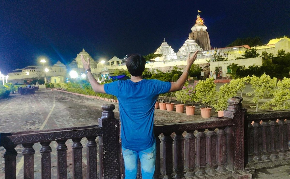 sidsinha1234's tweet photo. Prayer is https://t.co/UfVGyvERRX can change any condition for https://t.co/HqeOE8oX4c never walk away empty handed.Its the most powerful weapon you have.Use It!
Jay Jagannath 🙏🏼❤️
#peace☮️
#specialfeeling🤩
#blessed😇
#goodtimes https://t.co/olw8lyRo83