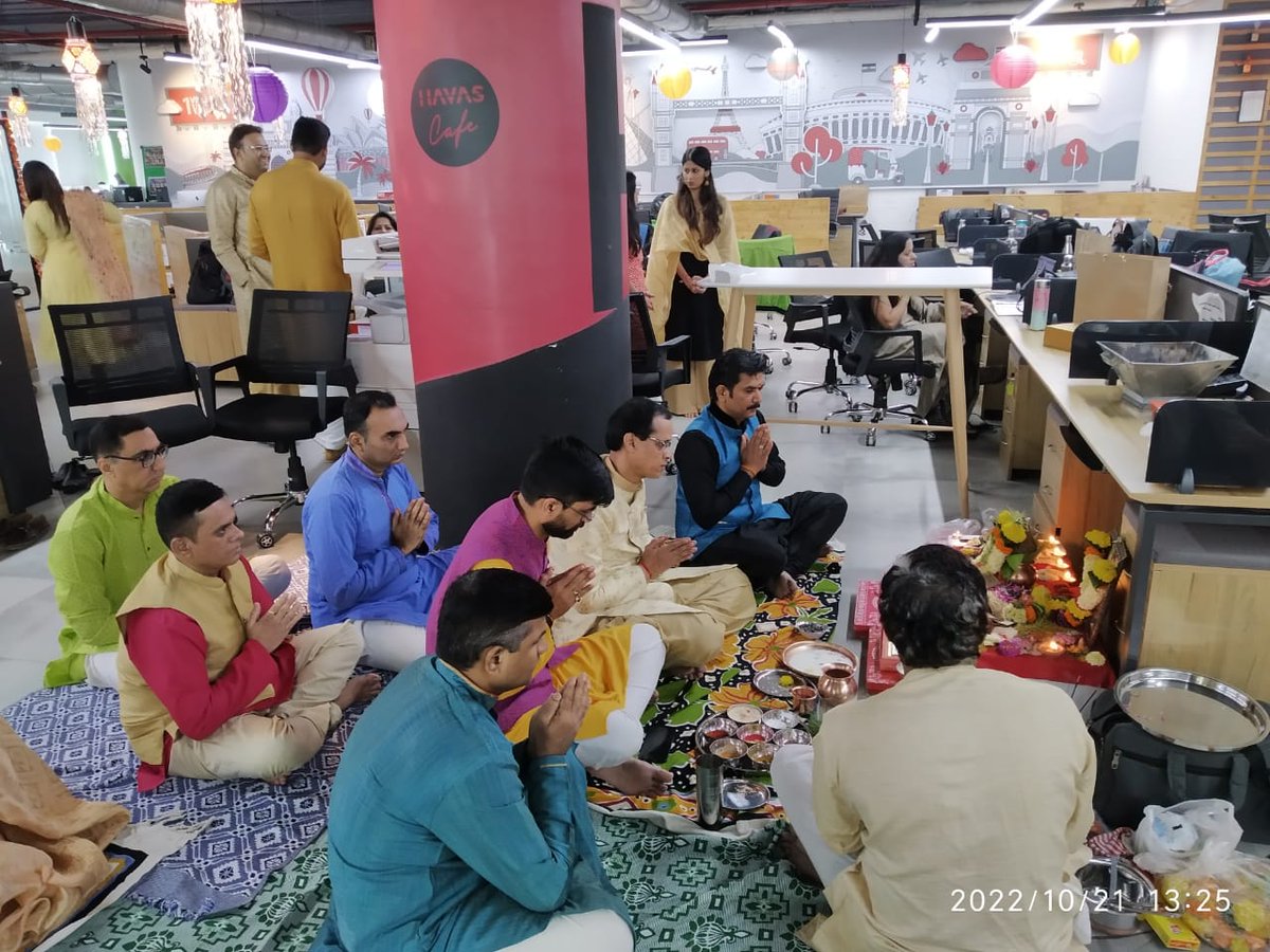Shekhar325's tweet photo. Havas Group Office Puja @HavasGroupIN @HavasMediaIN https://t.co/zVJVD8IeCA
