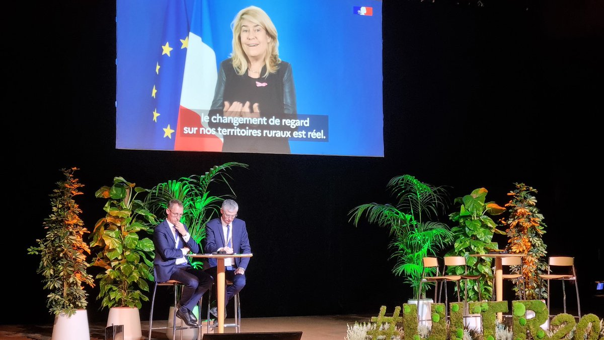 mfr_officiel's tweet photo. "Le changement de regard sur nos territoires ruraux est réel". Message vidéo de @FaureDominique, Secrétaire d'Etat chargée de la Ruralité, à l'attention des 400 congressistes de la 4ème Université itinérante des territoire ruraux, et des #MFR en particulier. Merci.
#UITR2022 https://t.co/16qG6Wcjhk
