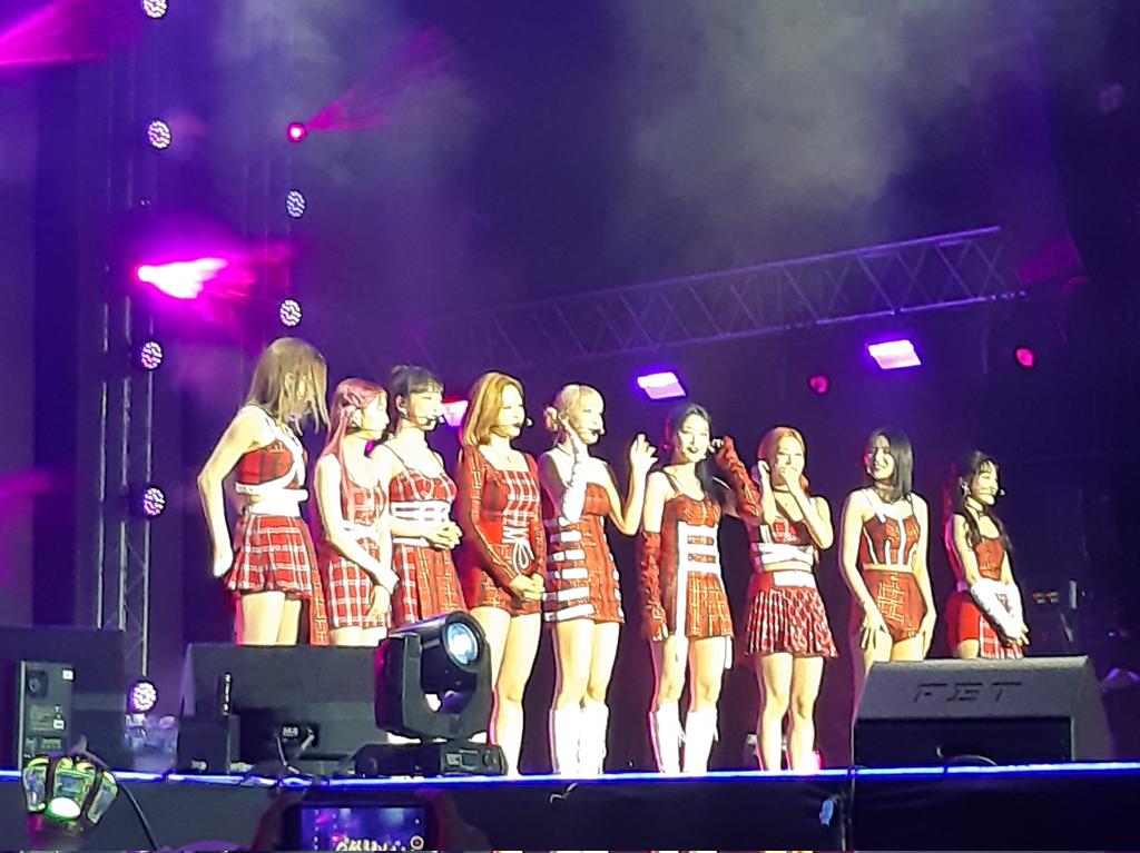 qowonnn's tweet photo. its so worth seeing u all 😭😭😭😭😭 https://t.co/J5ErGdHDzX