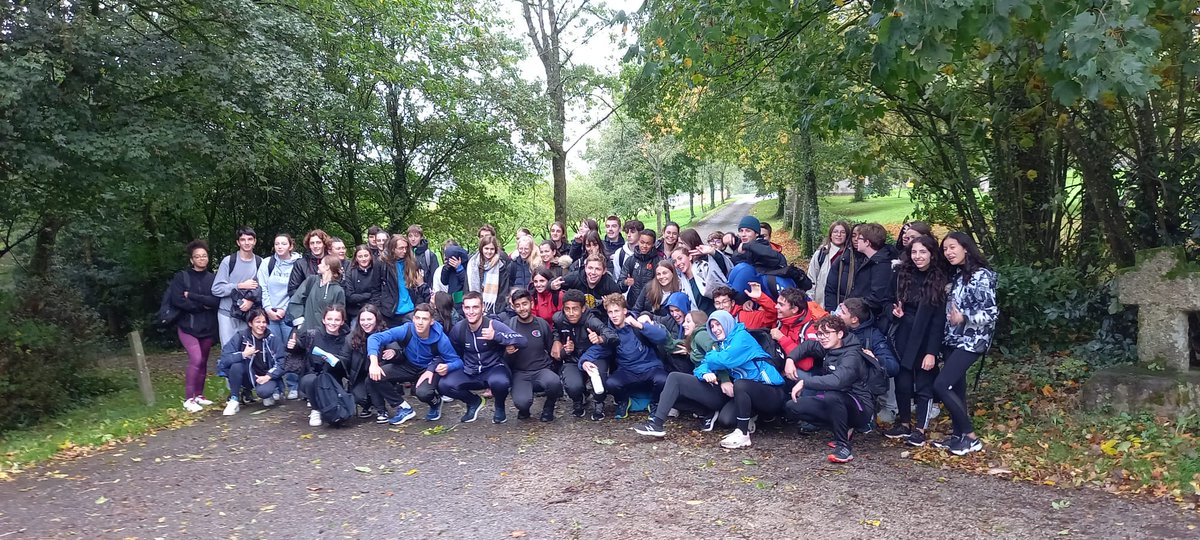 svtjeanmace's tweet photo. Merci à nos élèves qui ont supporté la météorologie bretonne : ☀️et 🌧 mais toujours dans la bonne humeur
#ilovesvt
Bonnes vacances à eux https://t.co/ffjApqr8jA
