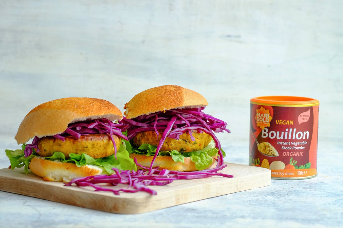 Are you bean burgering this weekend?
👍 if so, help it pack a punch with our vegan bouillon 😋
#weekendeating #beanburger #bouillon