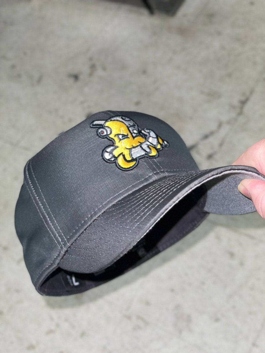 BRKCP_'s tweet photo. Oh it’s #Dionicday on #FittedFriday and I thought this octo went perfect with the T-10CTO OctoSlugger that drops today! Only a few sizes left! @DionicWorldwide
#FittedOfTheDay https://t.co/nTX9YKjSqC