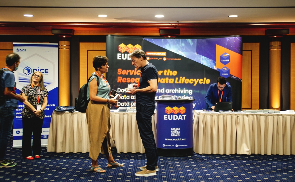Miss out on the #EUDATConference2022 this year?

Don't forget that recordings and slides from the conference are available on our website via the event programme here 👇eudat.eu/eudat-conferen…