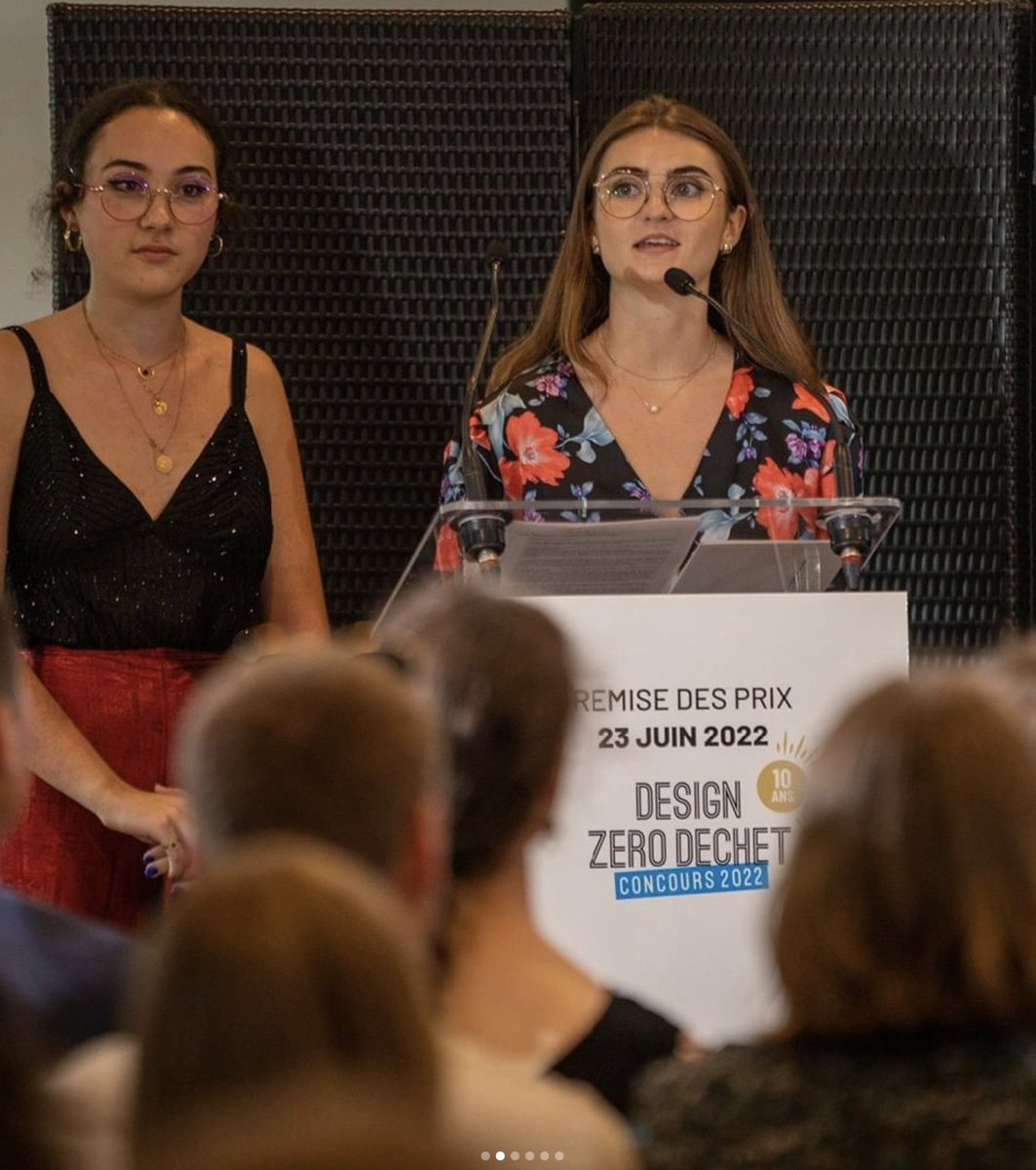 #nouvelleèredejeu Aujourd'hui, nous vous présentons le projet ALLEGRIA créé par deux étudiant.es de <a href="/EcoleLISAA/">LISAA</a>.  🎉 ALLEGRIA est un kit de supporters, pour mettre l’ambiance sans déchet ! 👉 Retrouvez tous les projets finalistes directement sur le site du <a href="/LeSyctom/">Le Syctom ♻</a>