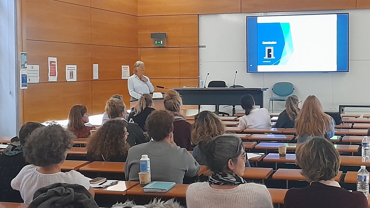 Go_AJA_Go's tweet photo. 🔴 Retour sur la journée #GoAja en Île de France !
Nous avons aussi assisté à des conférences sur la #diététique et sur l’accompagnement en #sexologie par @AnneCharlon ! https://t.co/VMoA1FhnOu